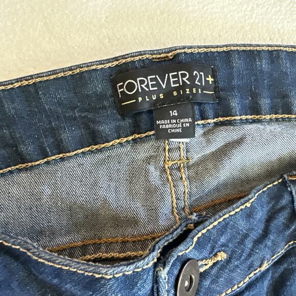 Forever 21 Plus Skinny Jeans Women's size 14 Denim Jeans - Picture 2 of 6